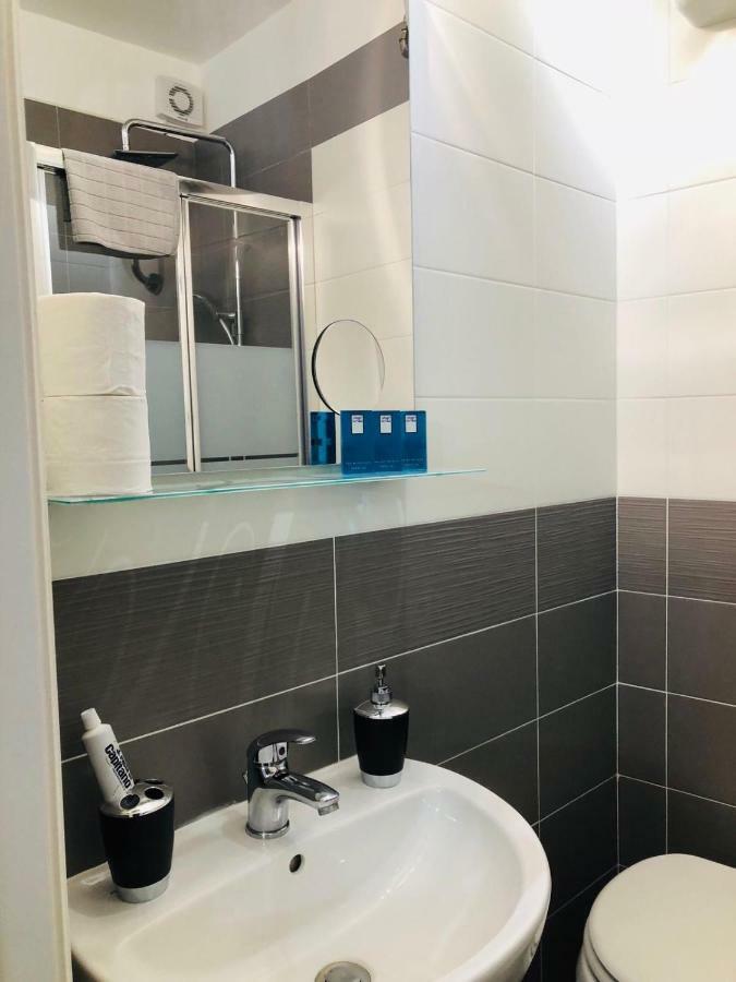 Mapi Room Наполи Екстериор снимка